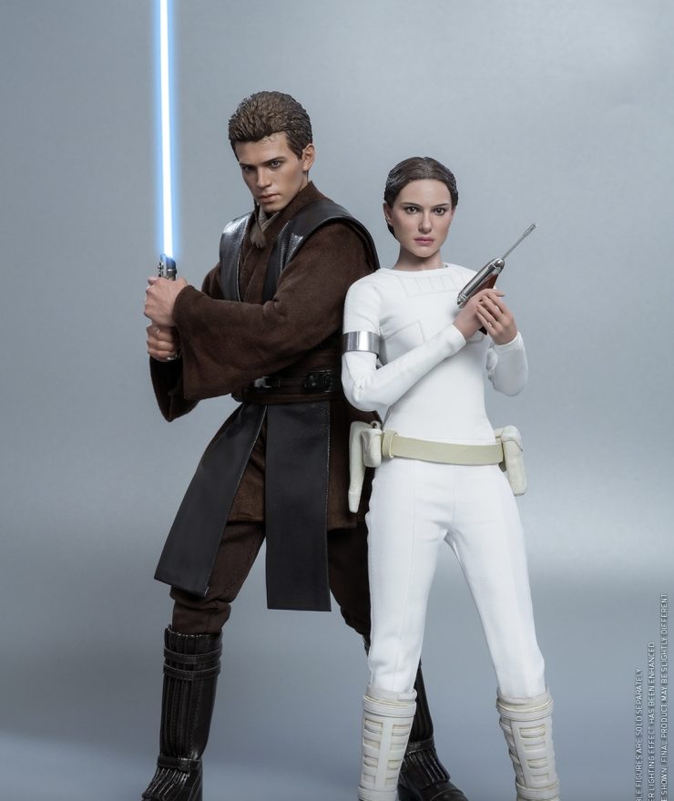 You are currently viewing Padme & Anakin Hot Toys